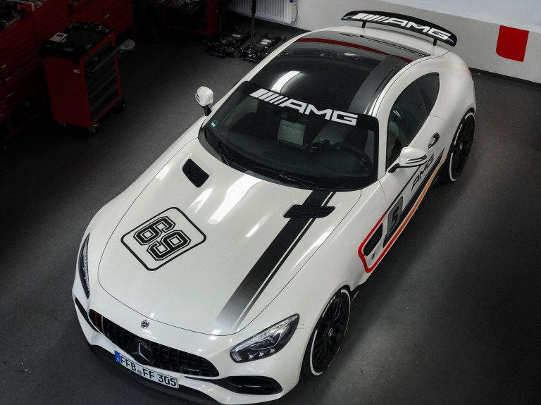 Schawe indoor AMG GTS_-10
