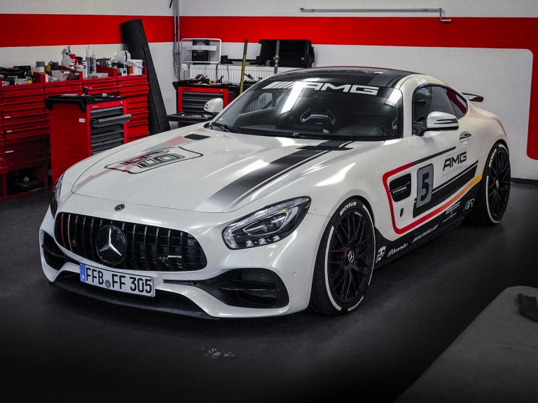 Schawe indoor AMG GTS_-11