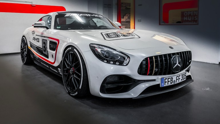 Schawe indoor AMG GTS_-4