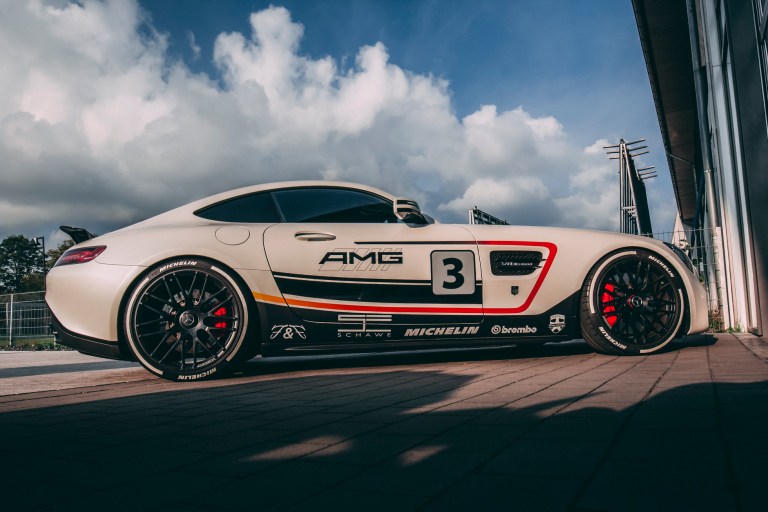 Schawe shooting outdoor AMG GTS_-2