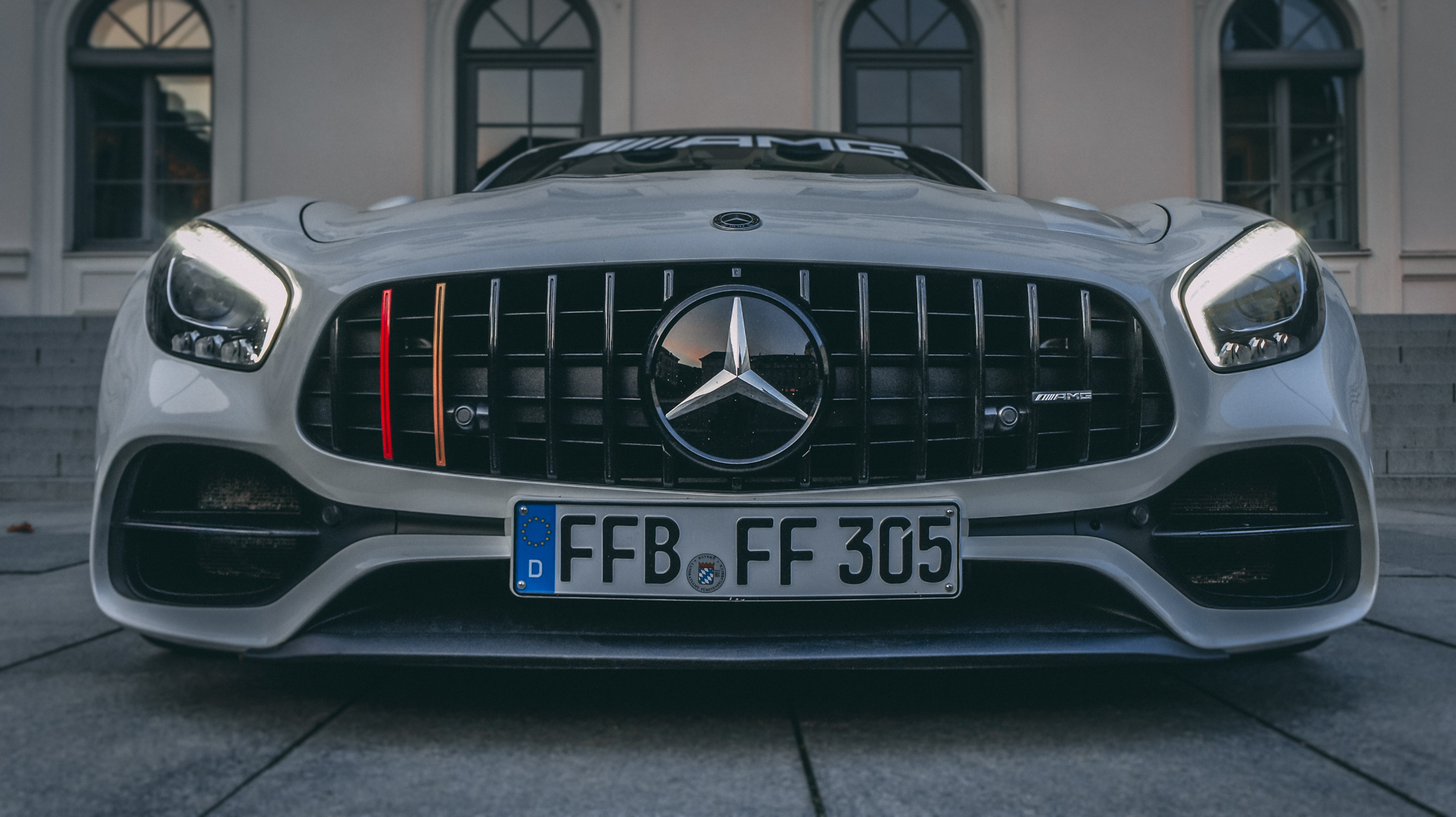 AMG 22