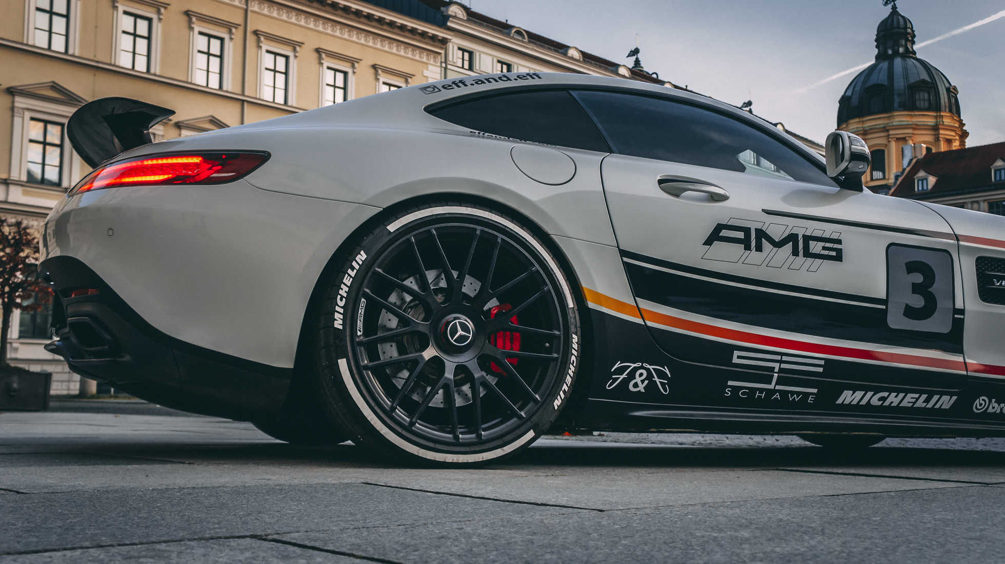 AMG 5